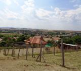 Remek kivitelezésű panorámás családi ház eladó Rádon.2