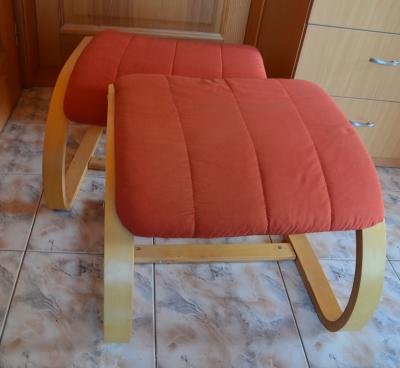 Eladó 2 db narancsszínű lábzsámoly Dunakeszin0